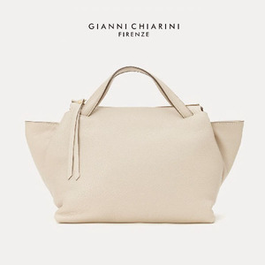 【GIANNI CHIARINI】オリガミ M ・ショルダーバッグ・斜めがけ・アイボリー