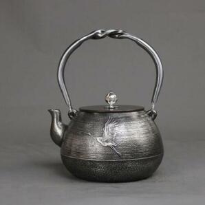 急須を入れる 砂鉄製ティーポット純粋な手水を沸かして茶を煮る茶具 鉄瓶の画像1