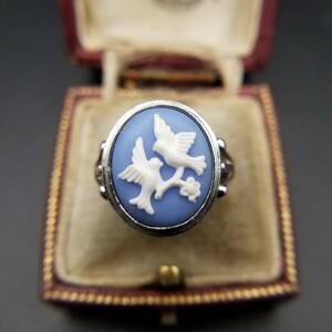 AVON bird cameo oval light blue white large grain Classic design antique Vintage ring ring jewelry import Y15-L