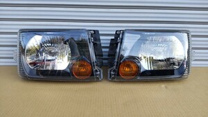 [ considerably. beautiful goods * lens coating ending ] Minicab & Clipper U71V U72V U61V U62V head light left right [ Sagamihara .. pick up welcome ]