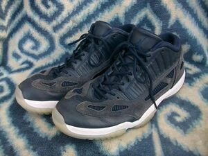 NIKE AIR JORDAN 11 RETRO LOW 30cm US12 紺白 美品 NBA マイケル エア ジョーダン １１ シカゴ ブルズ Chicago Bulls