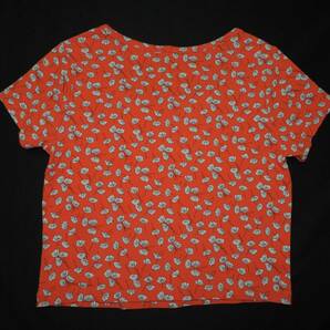 ☆PAUL&JOEの花プリントいっぱいショート丈赤系半袖Tシャツ☆Lサイズ☆UT☆の画像3