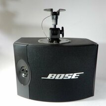 BOSE　301V SPEAKER　ボーズ　スピーカー 左右ペア　2個セット　吊り下げ金具付き　直前まで使用　B-160_画像2