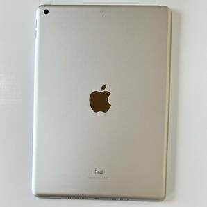 (極美品) Apple iPad (第7世代) シルバー 32GB MW752J/A Wi-Fiモデル iOS17.4.1 アクティベーションロック解除済の画像9