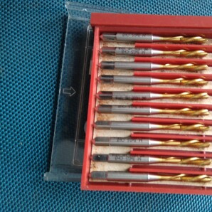 ⑫ OSG製シンクロタツプM3ΧP0、5 (1セツト10本入り)