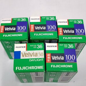 未使用 FUJIFILM 富士フィルム FUJICHROME Velvia100 RVP100 135 36枚撮 超極彩 Velvia50 RVP50 135 36枚撮 期限切れフィルム M180NBの画像3