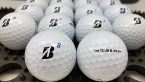 Q246【人気】ブリヂストン BRIDGESTONE TOUR B XS 2022年モデル ホワイト 18個【B級ランク】【ロストボール】