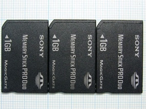 ★ Sony Memory Stick Pro Duo1gb 3 штуки ★ Плата за доставку 63 иена ~