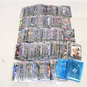 ロードオブヴァーミリオン カード まとめ売り 大量 100枚以上 SQUARE ENIX スクウェアエニックス トレーディング ゲーム おもちゃ 中古の画像1