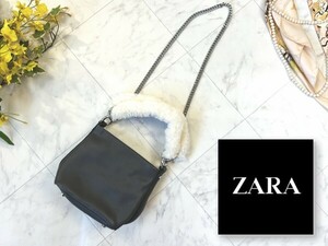 e352★ ZARA TRF ザラ チェーン ショルダー スクエア ミニバッグ フェイクファー ハンドル 小さめ 四角 ポーチ レディース 鞄 グレージュ