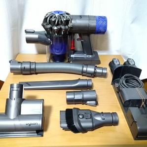 【分解洗浄・通常10分可動】dyson ダイソン Dyson V6 HH08 ハンディクリーナー サイクロン式 掃除機 花粉症対策の画像1