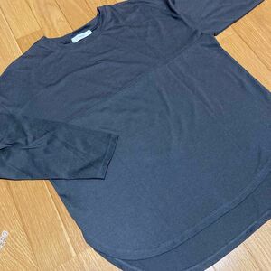 Discoat 裾ラウンド　八分袖　Tシャツ チャコールグレー