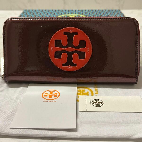 未使用に近い！ トリーバーチ TORY BURCH 財布 長財布 ラウンドファスナー