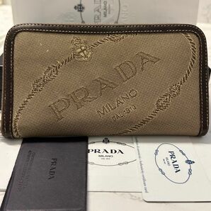 新品同様！　プラダ　PRADA 財布 長財布　ジャガード ラウンドファスナー