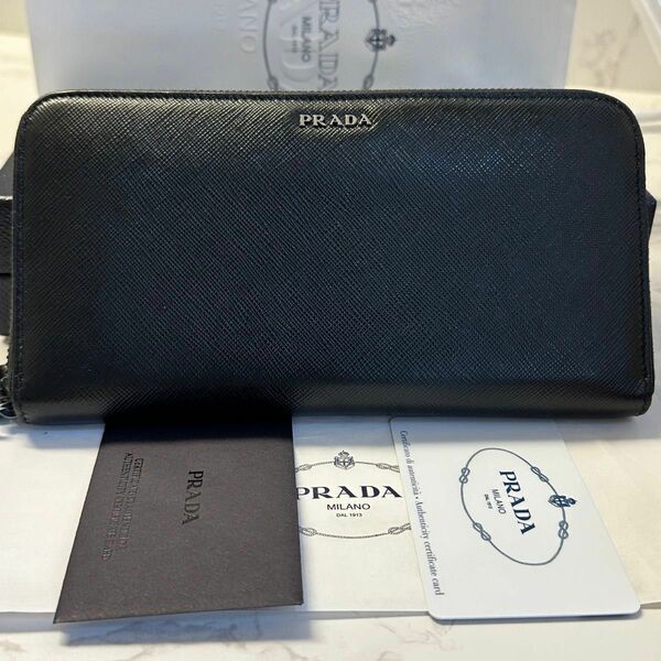 新品同様！ プラダ PRADA 財布 長財布 サフィアーノ ラウンドファスナー