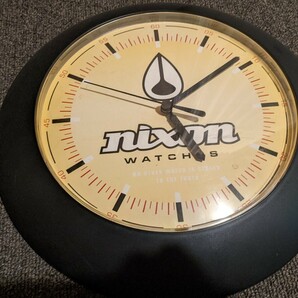 NIXON ニクソン 掛時計 ジャンク品の画像1