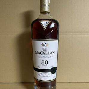 【未開栓】 The MACALLAN マッカラン 30年 シェリー オーク 箱付 スコッチウイスキー 2021 43％ 700mlの画像3