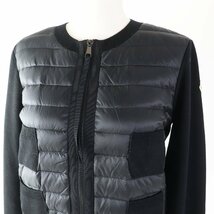 未使用品◎モンクレール 23年製 CARDIGAN ロゴワッペン付き ダウン使いニットカーディガン／ダウンジャケット 黒 XS 正規品 レディース_画像2