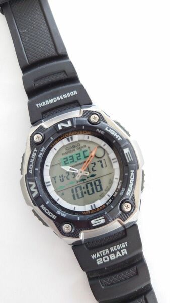 カシオAQW−101　フィッシングギア　クオーツ　釣り専用腕時計　防水腕時計 A520