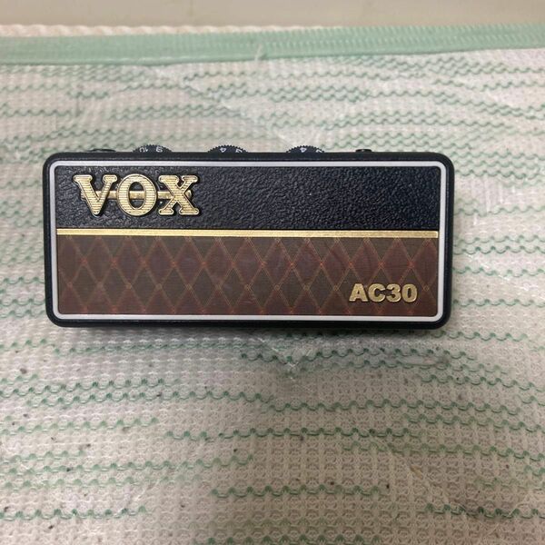 VOX ヘッドフォン ギターアンプ AC30 ギターに直接プラグ・イン 電池駆動 エフェクト内蔵 ヴィンテージサウンド