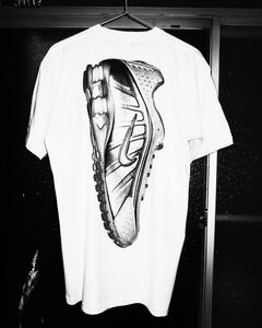 Lサイズ NIKE shox R4 ノベルティ Tシャツ 非売品