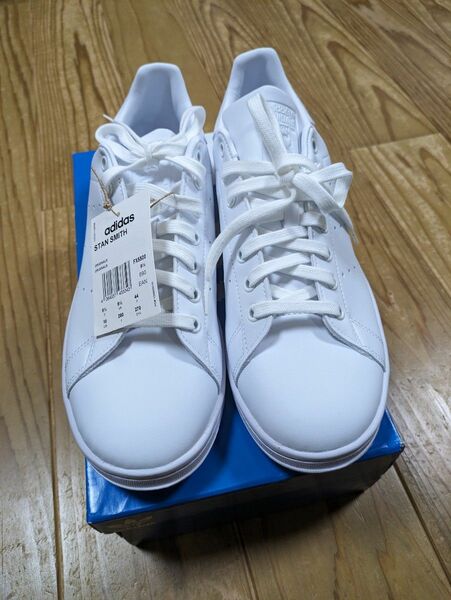 ★新品未使用　adidas (アディダス)　STAN SMITH（スタンスミス）28.0センチ