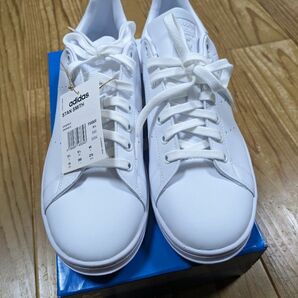 ★新品未使用　adidas (アディダス)　STAN SMITH（スタンスミス）28.0センチ