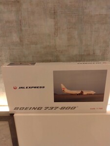  ever laiz настольный модель 1/100 JAL EXPRESS 737-800 JA302J..... Япония 