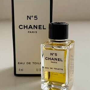 B4D797◆新古品◆ シャネル CHANEL NO5 サヴォン 石けん 100g×2 NO5 オードゥトワレット4ml×1 合計3点セット の画像4