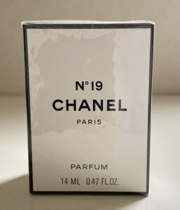 B4D522◆新古品◆ シャネル CHANEL NO19 パルファム 香水 ミニ香水 14ml