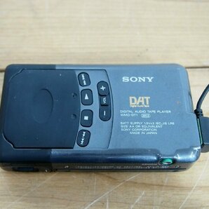 ☆【1F0405-52】 SONY ソニー カセットプレーヤー WMD-DT1 WALKMAN ウォークマン デジタルオーディオテーププレーヤー ジャンクの画像3