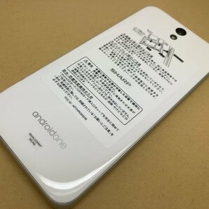 SIMロック解除済み Android One S1 ホワイト Y!mobile スマートフォン 互換品microUSBケーブル付 SIMフリー 白ロム 本体のみ 未使用 美品の画像2