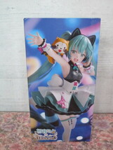 D4『初音ミク×ラスカル　Ｅｘｃ∞ｄ　Ｃｒｅａｔｉｖｅ　Ｆｉｇｕｒｅーサイバーフューチャーー』～全１種　アミューズメント景品_画像5