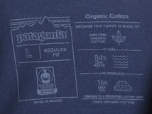 20年製 パタゴニア プリント 半袖 Tシャツ レディース L 古着 Patagonia アウトドア P-6 ボックスロゴ オーガニック コットン パステル 紺_画像4