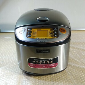【美品・稼動品】 ZOJIRUSHI 象印 IH炊飯ジャーNP-HF18-XA 1升炊き 10号炊き 炊飯器の画像1