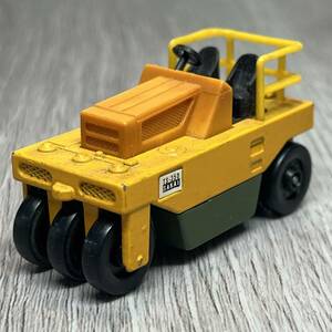 ●【YH-8405】中古品 TAKARA TOMY TOMICA No.65 SAKAI TIRE ROLLER タカラトミー トミカ ロードローラー 箱なし【レターパックプラス可】