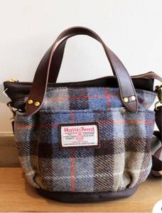 本革　ハリスツイード ハンドバッグ　美品　フォルナ　Harris Tweed ブルー