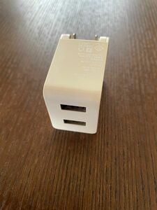 USBアダプタ 充電器 USB ACアダプタ ホワイト アダプター コンセント