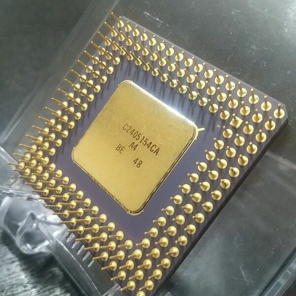 ２、processor　プロセッサー　希少品　NEC98 Intel CPU