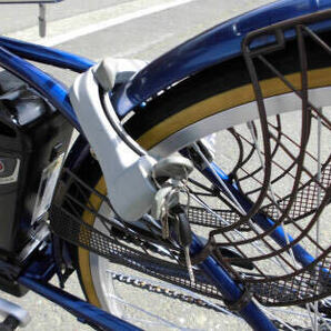 1円～21TECHNOLOGY 折り畳み電動自転車 24V 8.7Ah SHIMANO 内3段 26インチ 青色 動作確認済 4273の画像10