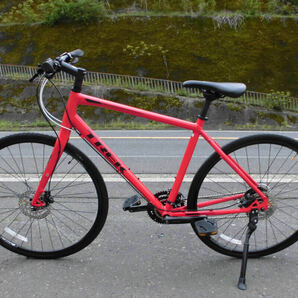 1円～トレック TREK ディスク式 オイルブレーキ FX3 Lクロスバイク SHIMANO 27速 赤色 4336の画像2