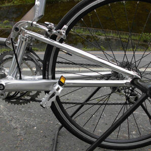 1円～ジャイアント GIANT 折り畳み自転車 MR4F M SHIMANO 16段 24インチ シルバー色 ミニベロ 小径車 クロスバイク 4338の画像9