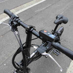 1円～21TECHNOLOGY 電動自転車 SPEED 24V SHIMANO 6段 20インチ タイヤ新しい 黒色 動作確認済 320の画像3