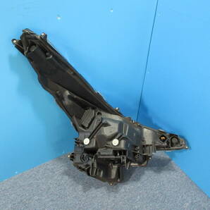 X TOYOTA プリウス ZVW50 ZVW51 ZVW55 左 ヘッドランプ ヘッドライト 前期 81185-47691 中古の画像8