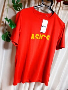 【送料込み♪】★未使用タグ付き!!★ ASICS(アシックス) 希少!! メンズ半袖Ｔシャツ Ｌサイズ レッドカラー 柔らかめの感触【入手困難品】