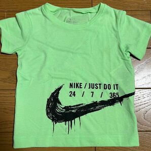 NIKE Tシャツ 半袖　2T