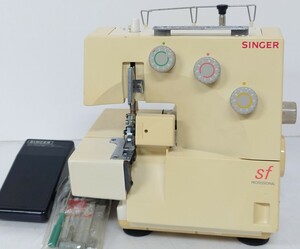 【B02-234】 SINGER SF PROFESSIONAL 14U342B シンガー ロックミシン 家庭用 裁縫 ハンドクラフト フットペダル付 動作OK 「KE437」