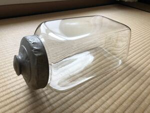 昭和レトロ　ガラス瓶　台形