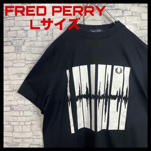 FRED PERRY フレッドペリー　ワンポイント刺繍ロゴ　半袖プリントTシャツ　黒　Lサイズ