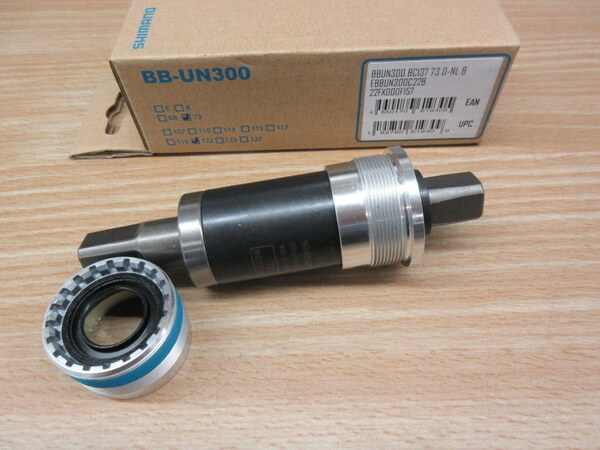 シマノ BB-UN300　73-122.5ｍｍ(D-NL)　四角軸/ボトムブラケット　新品